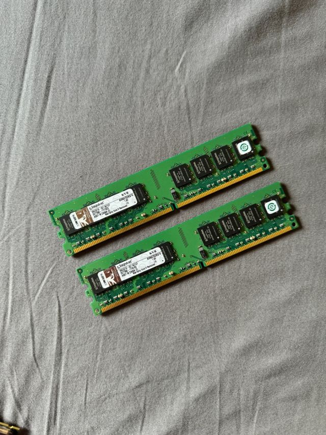 Memoria RAM 2 x 1GB DDR2