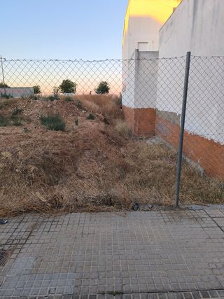 Terreno en venta C/Zafra