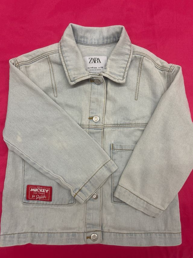 Chaqueta vaquera Zara kids Mickey y Minnie