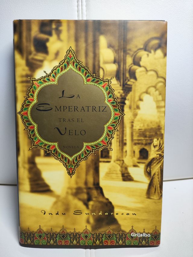 La emperatriz tras el velo
