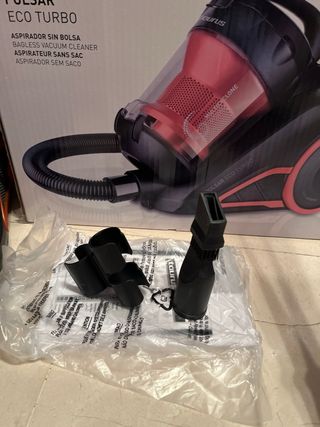 Aspirador sin bolsa Taurus