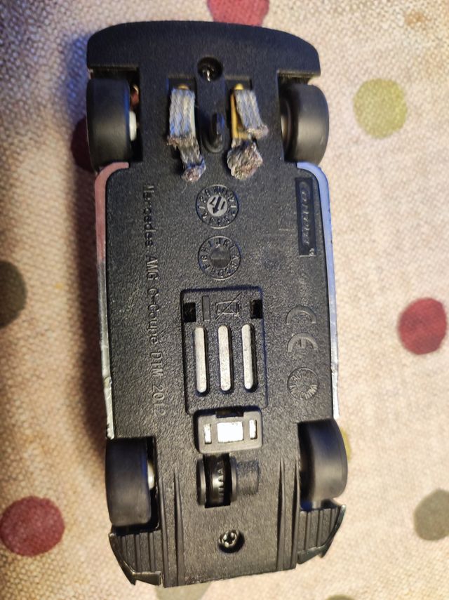 COCHE CARRERA MERCEDES AMG C-COUPE DTM 2012 (1:43)