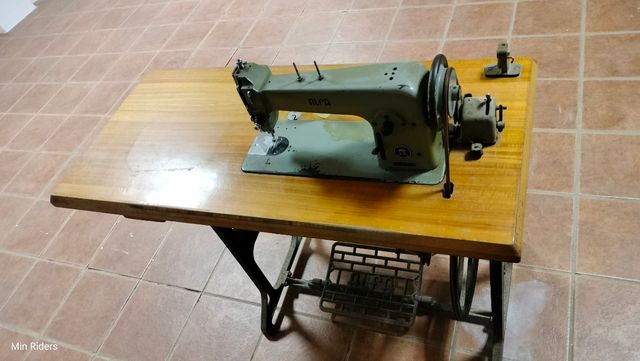 Maquina de coser 