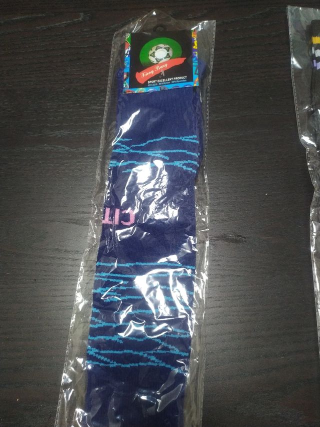 Medias futbol,no son originales,precio para las 2