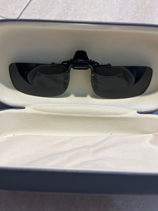 Lentes clip-on para o sol