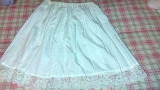 Traje típico de Extremadura de niña .