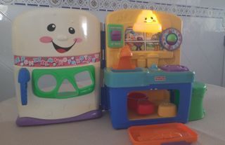 Cocina Infantil con luz y sonidos Fisher Price