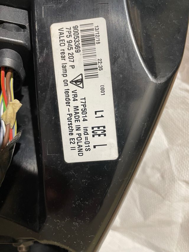 Piloto trasero porsche cayenne