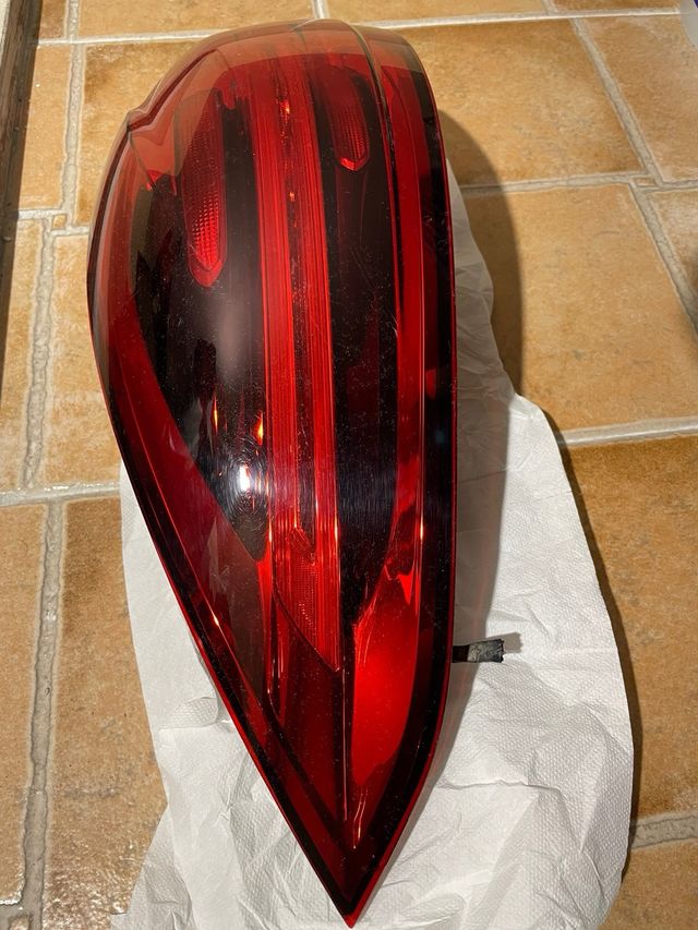 Piloto trasero porsche cayenne