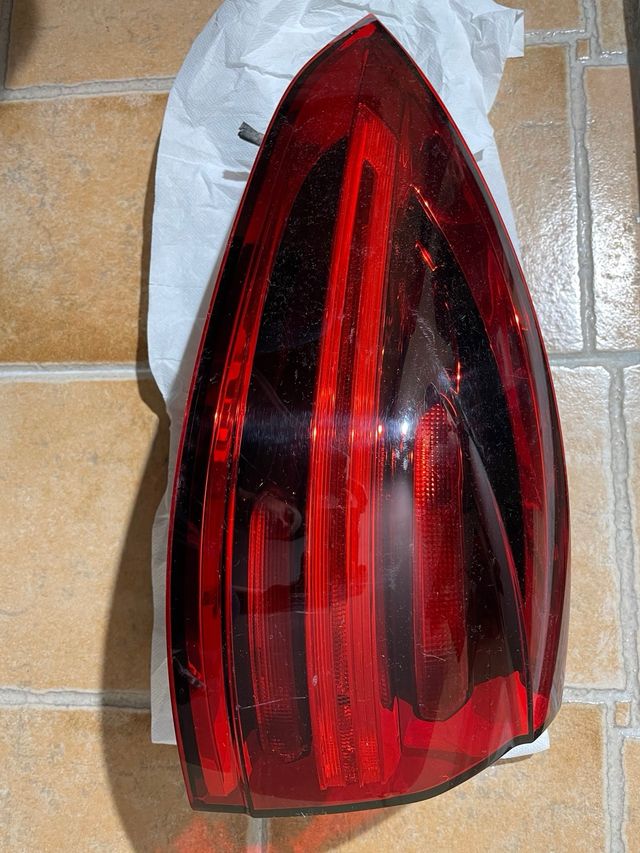 Piloto trasero porsche cayenne