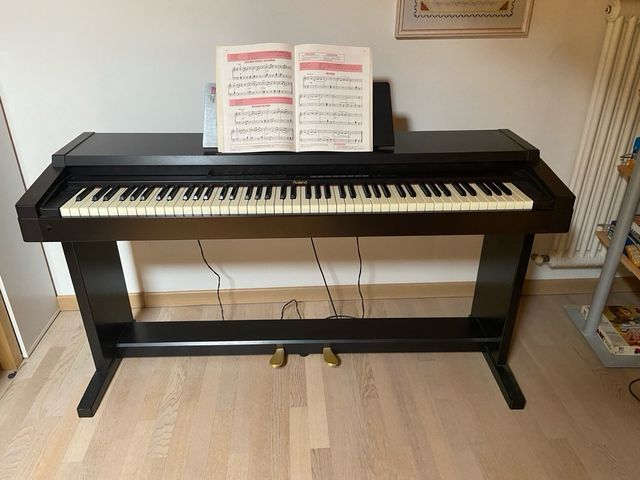 Pianoforte elettrico Roland EP95