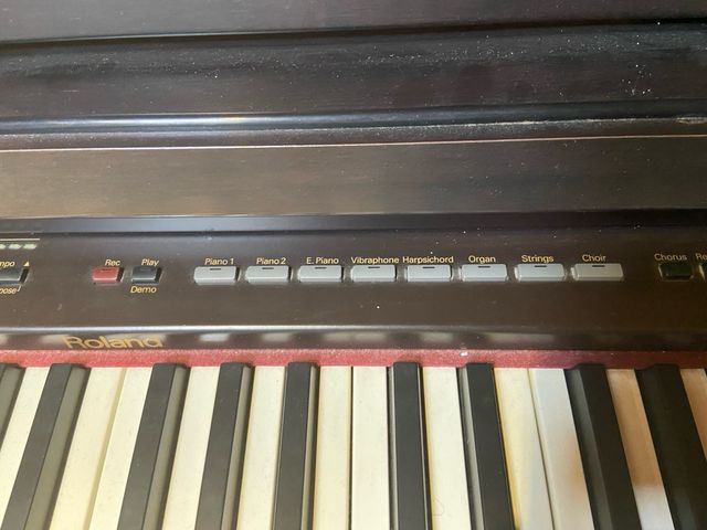 Pianoforte elettrico Roland EP95