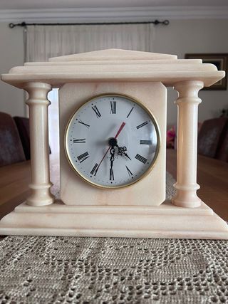 Reloj decorativo