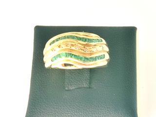 Anillo de Esmeralda y Diamante Oro de 18K:6.6gr