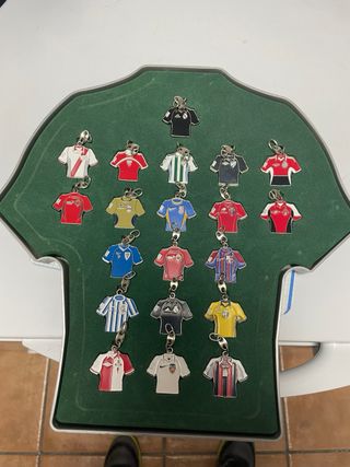 Colecion de camisetas de futbol antiguas