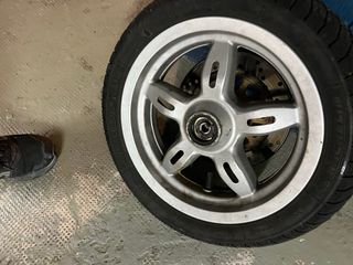 Rueda delantera scuter 120/70/12