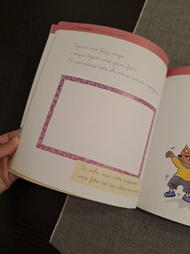 Libro infantil Agost