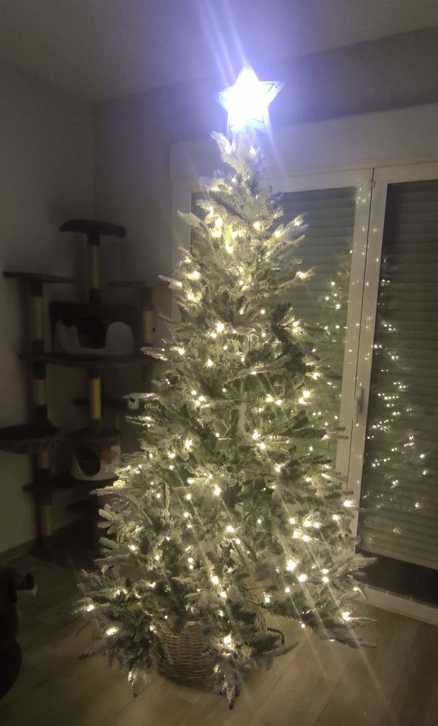 Árvore de Natal nevada com LED Yorbai 180cm