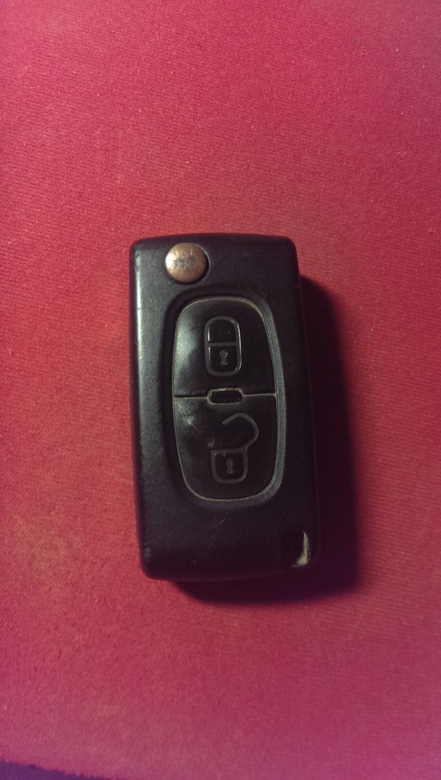 Llave mando original Citroen Peugeot PSA
