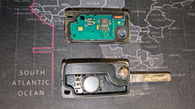 Llave mando original Citroen Peugeot PSA