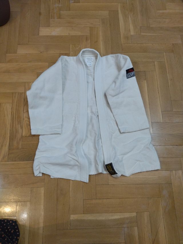 Kimono judo/karate talla 2/150. Daimyo