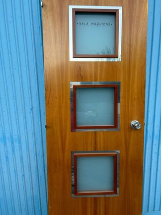 Puertas de alta calidad idealis para negocios