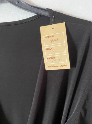 blusa de fiesta. sin uso. Talle ML