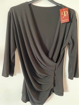 blusa de fiesta. sin uso. Talle ML