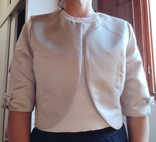 abrigo fiesta, sin uso. Talle ML