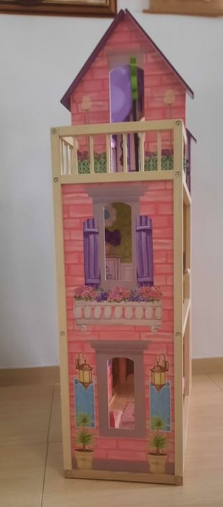 Casa de madera muñecas kidcraft.
