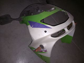 Kawasaki zx6r 