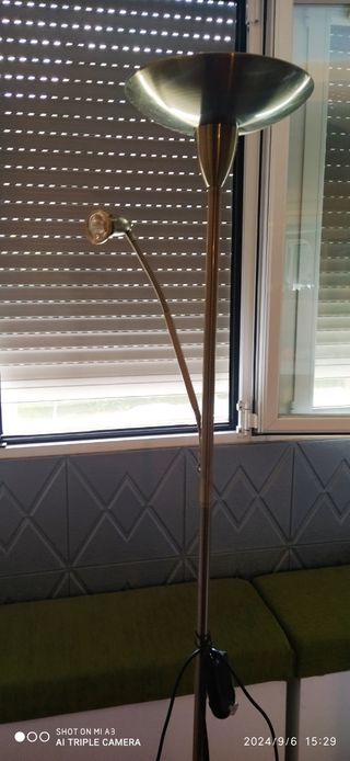 Lámpara de pie de salón 