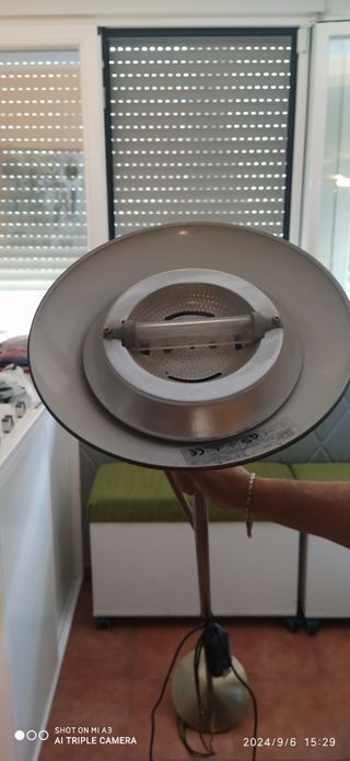 Lámpara de pie de salón 
