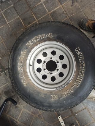 Anclaje rueda de repuesto Opel frontera