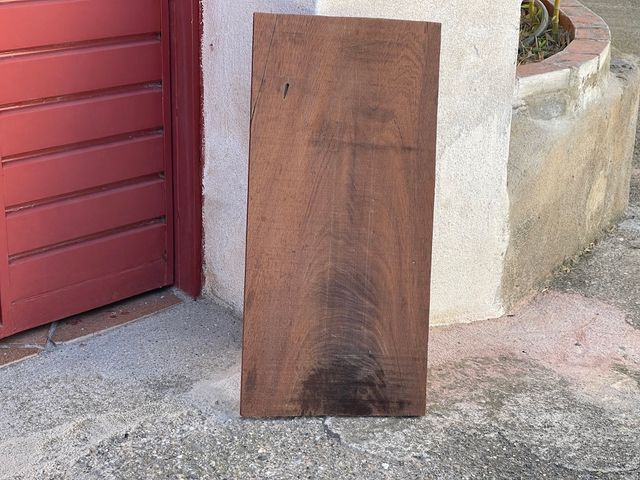 Madera de PALMA DE CAOBA en TABLA o TABLON.