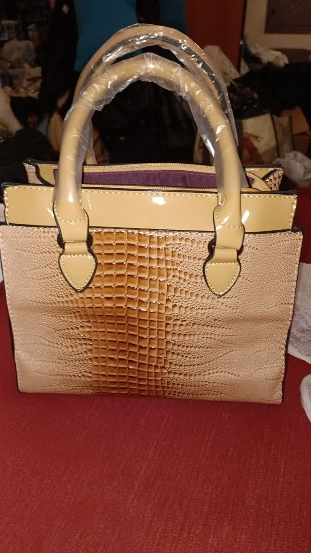 Borsetta tracolla/mano