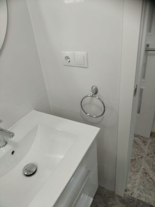 REFORMA DE BAÑO DESDE 1900€ MANO DE OBRA! CONSULTE