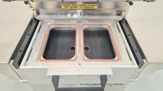 TERMOSELLADORA SEMI AUTO HENKOVAC TPS COMPAC XL