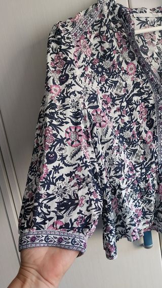 Blusa peplum