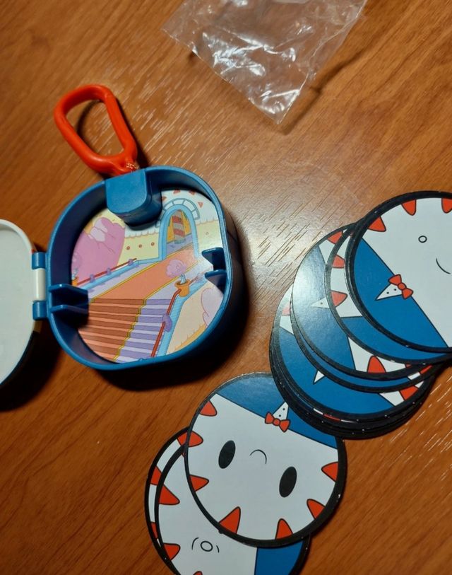 gioco e portachiavi di adventure time