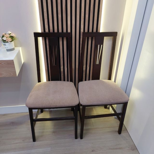 Sillas 5 euros la dos