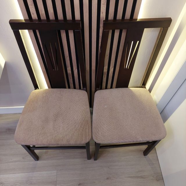 Sillas 5 euros la dos