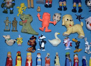 Figuritas / muñecos. Kinder, Danone, Dunkin, etc