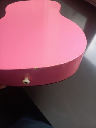 Guitarra infantil