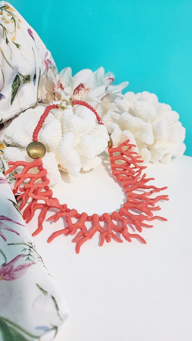 🦀 Collar artesanal imitación coral 🦀