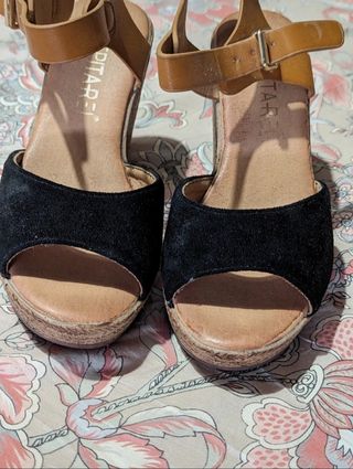 Scarpe aperte a zeppa Pepita Rei