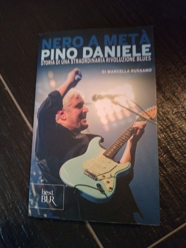 Libro Pino Daniele