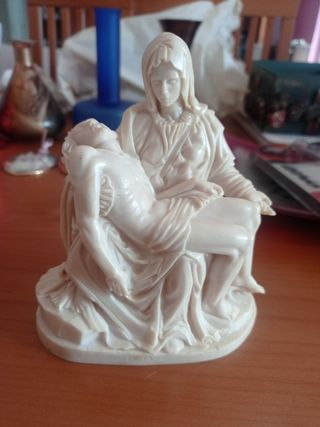 Statua