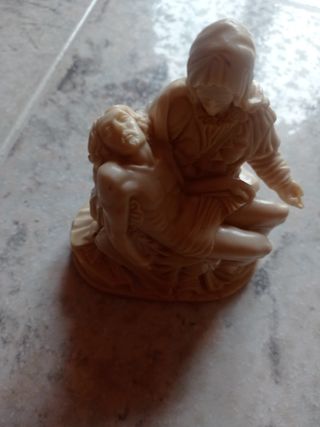 Statua