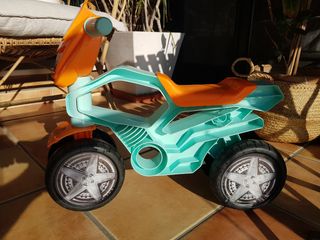 MOTO CORREPASILLOS TOY PLANET